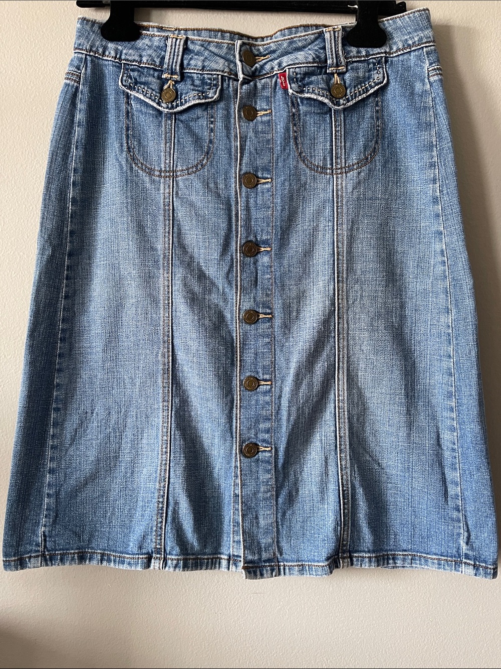 Levi's Y2K Light Blue Button-Front Denim Skirt